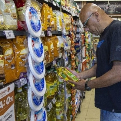 Alimentos suben 7% promedio ante regreso del IVA: la leche no registra incrementos de precios