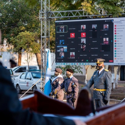 Quintela sobre el aumento salarial a estatales “no tenemos la plata”
