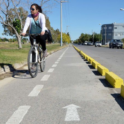 La Municipalidad promoverá la instalación de bicisendas en el centro de la ciudad