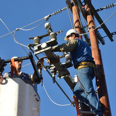 Este domingo habrá cortes de luz en sectores de Capital y Sanagasta