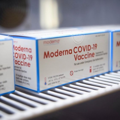 Moderna pidió autorización de su vacuna para adolescentes en Europa y Canadá