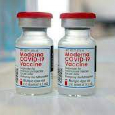 En Japón, suspenden el uso de 1,63 millones de vacunas de Moderna por anomalías