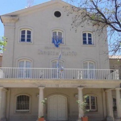 Convocan a trabajadores municipales para cubrir vacantes