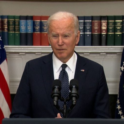 Biden denuncia una "invasión rusa" y Putin pide que Ucrania renuncie a la OTAN