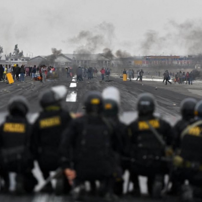 Perú extendió el estado de sitio a todo el país y analiza adelantar comicios a 2023