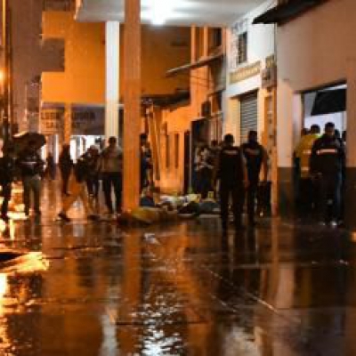 Ecuador: Diez personas murieron en un ataque armado en un taller mecánico
