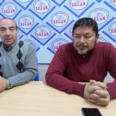 El SELaR pidió un aumento salarial de 30 mil pesos al básico