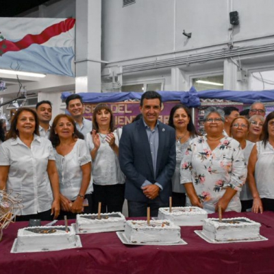 La escuela Provincial de Comercio N°2 celebró 50 años