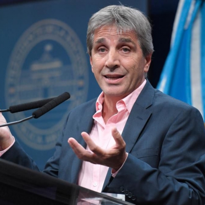Caputo alentó a empresarios a que confíen e inviertan