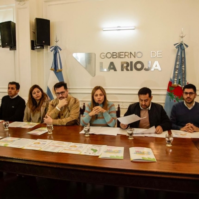 Gobierno Provincial continúa trabajando en la política alimentaria