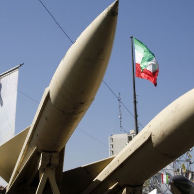 Irán: EE.UU. nos está empujando "con sus propias manos" hacia las armas nucleares