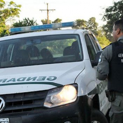 Detienen a un hombre armado y con drogas en Chilecito
