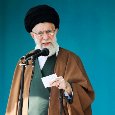 Líder supremo de Irán: EE.UU. debe saber que si inicia una guerra, será regional