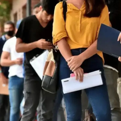 El desempleo golpeó a más de 150 mil trabajadores registrados durante el 2025