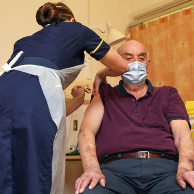 Reino Unido investiga una nueva variante de coronavirus