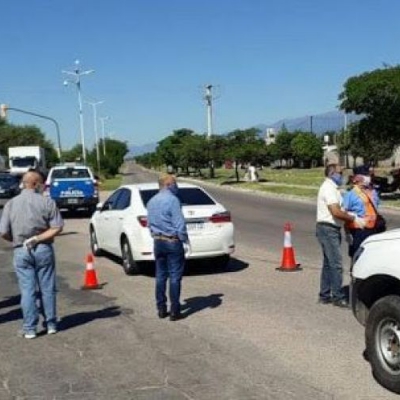 La Policía advierte que "hay mucho movimiento de gente en las calles"