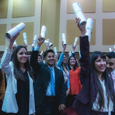 La UNLaR realizó nuevos actos de colación en homenaje a los 51 años del hito fundacional