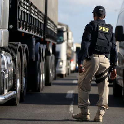 Lula realiza un drástico cambio en la línea de mando de la Policía Federal y de Carreteras