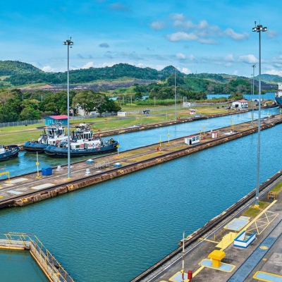 El canal de Panamá desmiente haber permitido el tránsito gratuito de barcos de EE.UU.