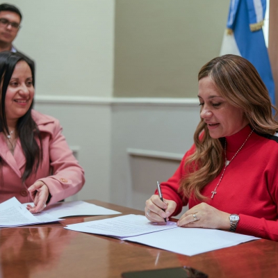 Legislatura y UNLaR firmaron Convenio de Cooperación